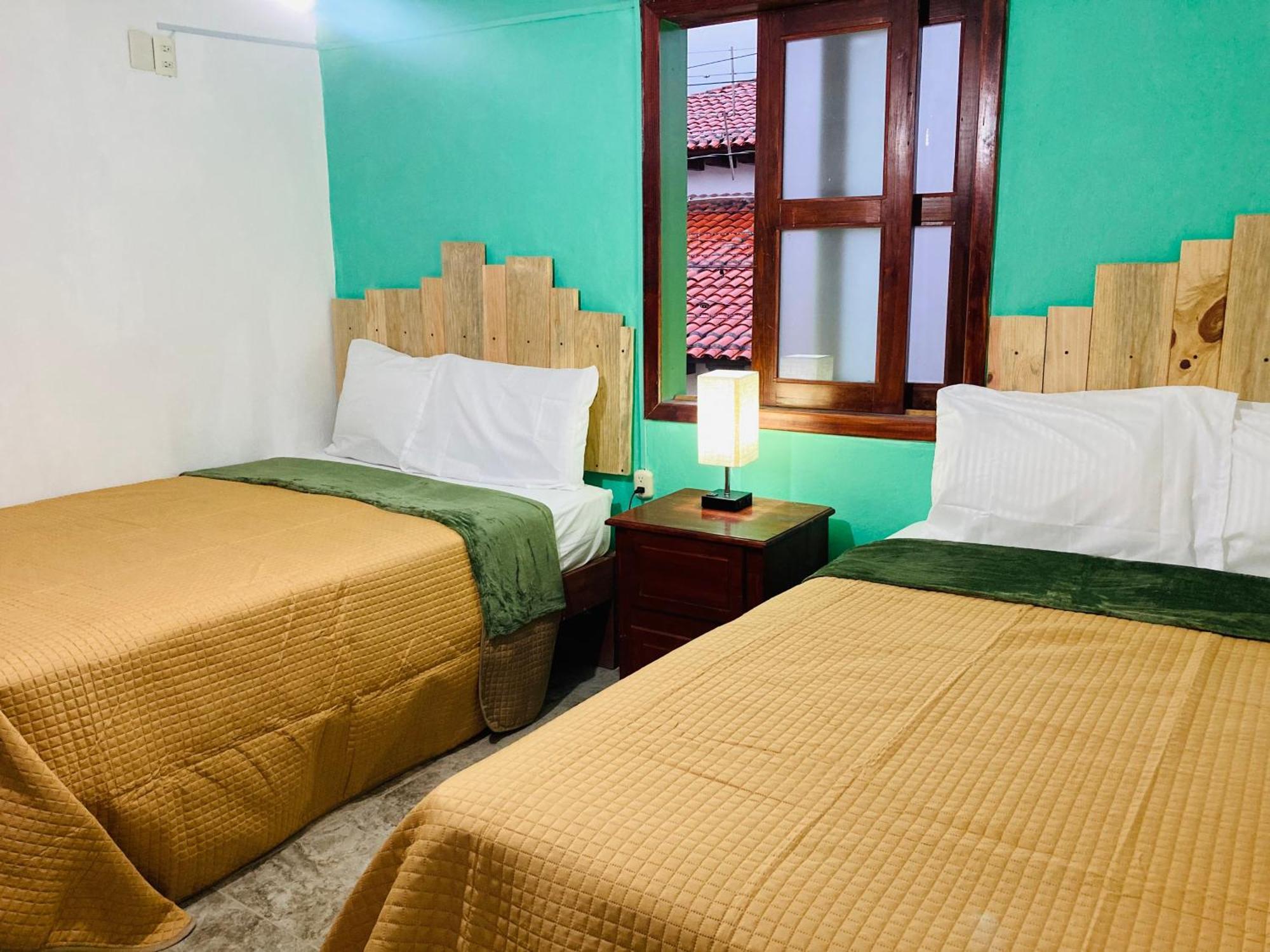 Alhambra Hotel - San Cristobal De Las Casas Ngoại thất bức ảnh