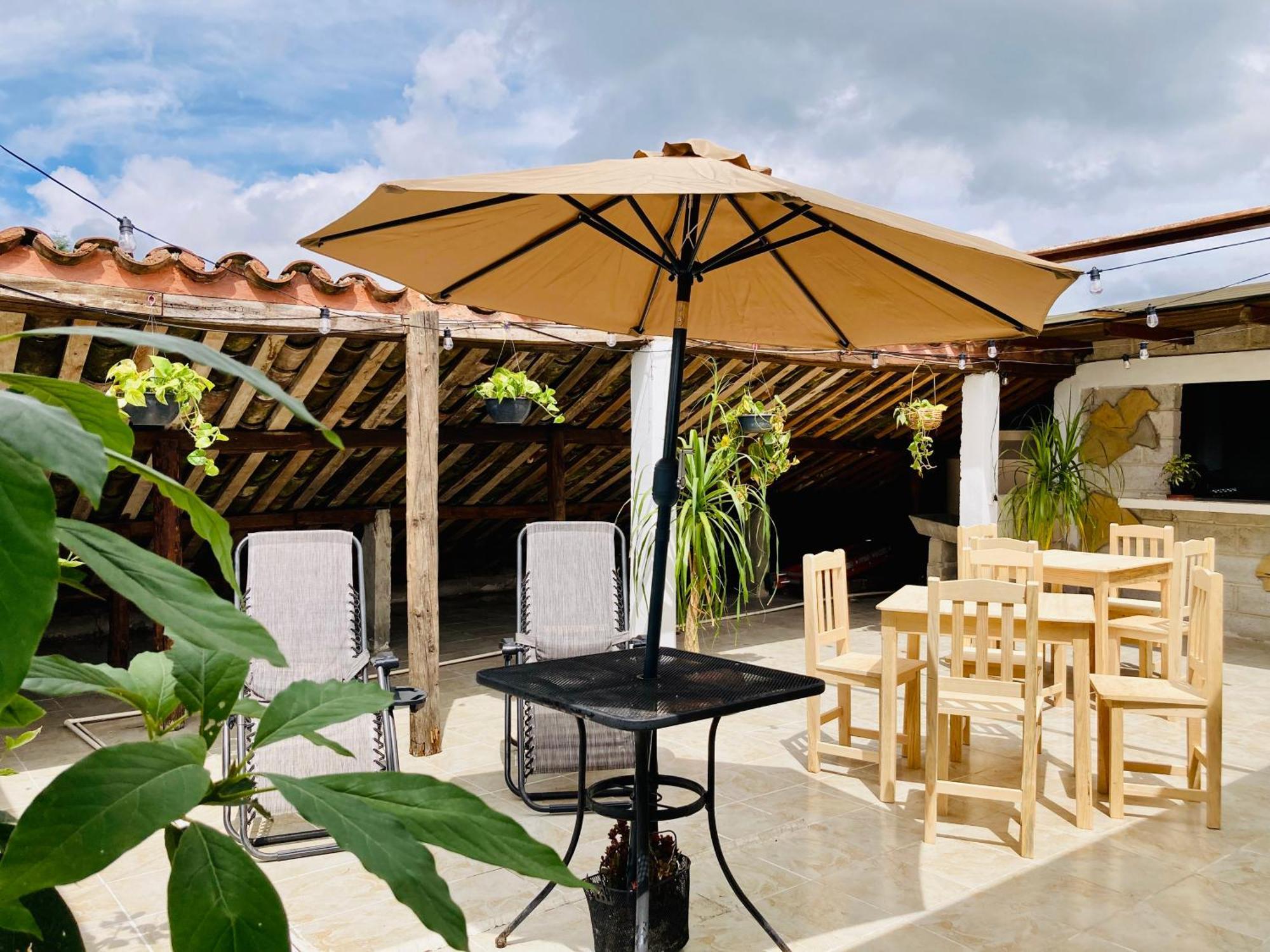 Alhambra Hotel - San Cristobal De Las Casas Ngoại thất bức ảnh