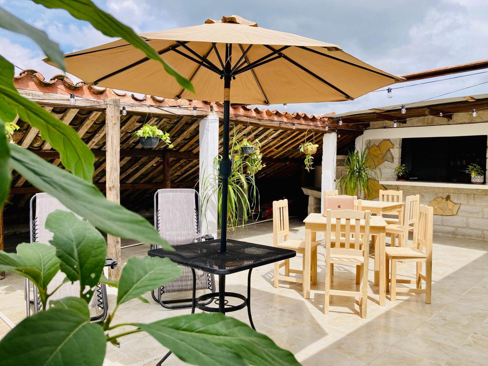 Alhambra Hotel - San Cristobal De Las Casas Ngoại thất bức ảnh