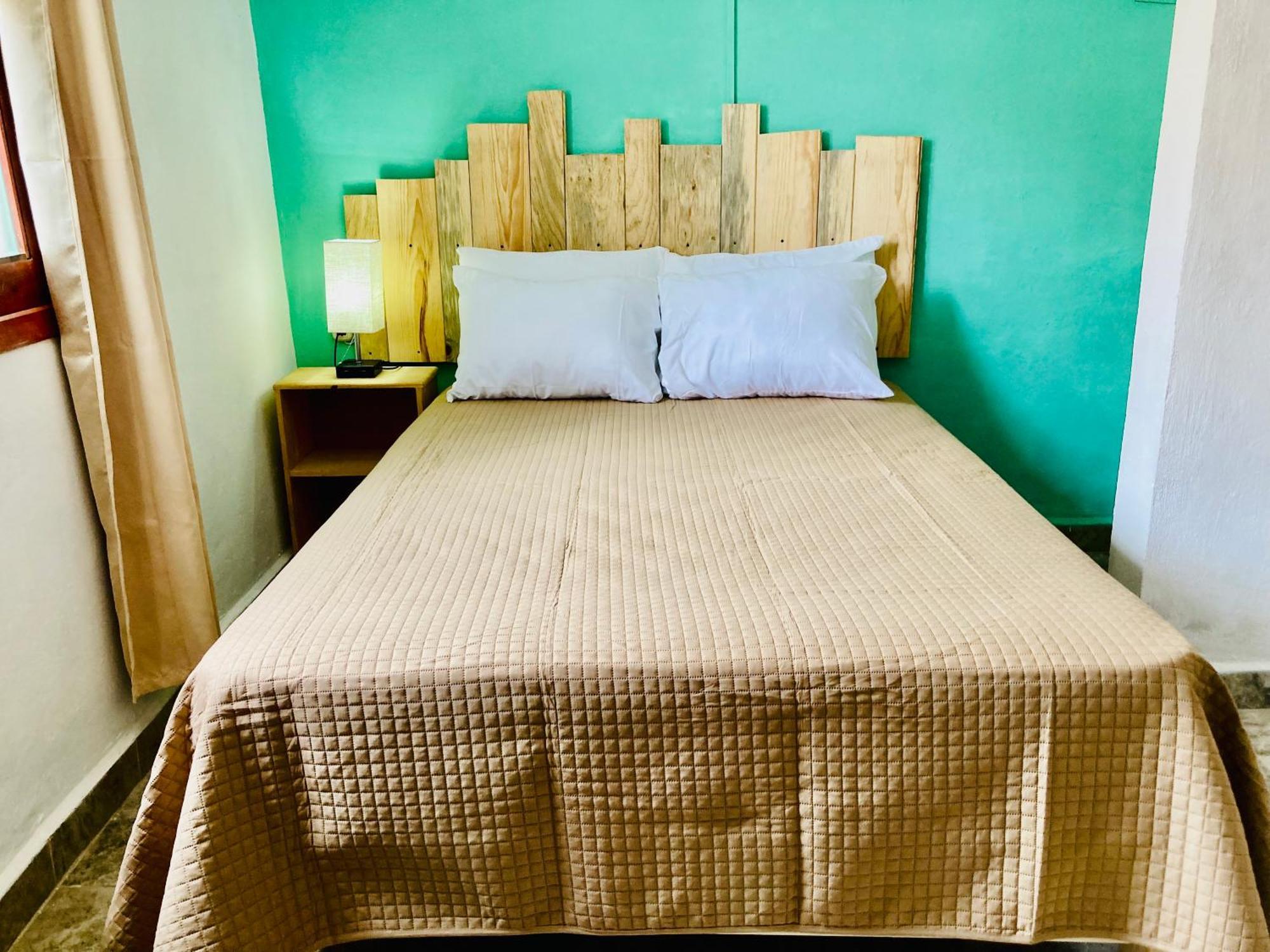 Alhambra Hotel - San Cristobal De Las Casas Ngoại thất bức ảnh