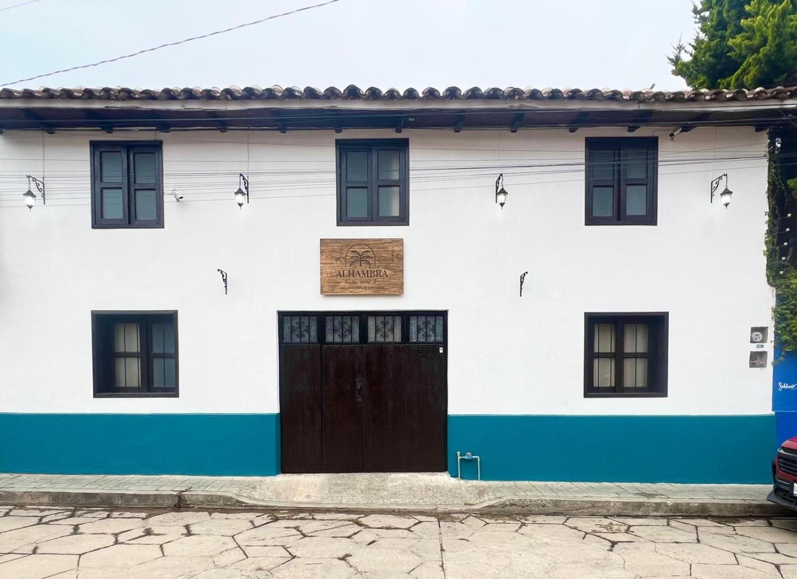 Alhambra Hotel - San Cristobal De Las Casas Ngoại thất bức ảnh